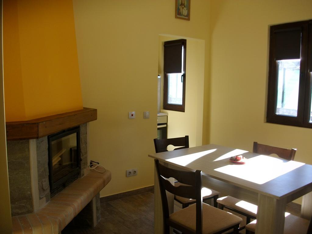 Andreevite Houses Sapareva Banja Pokoj fotografie